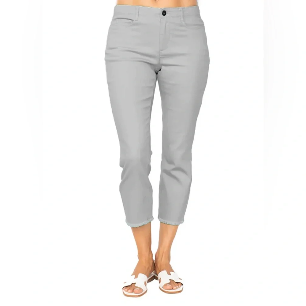 Habitat Raw Hem Crop Gray Jeans Like New Stretch Gorgeous Ice Gray Color
